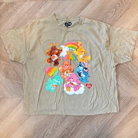 XL Cropped Care Bears T-Shirt - Picture 1 of 4